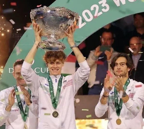 北京时间今, 今年年终总